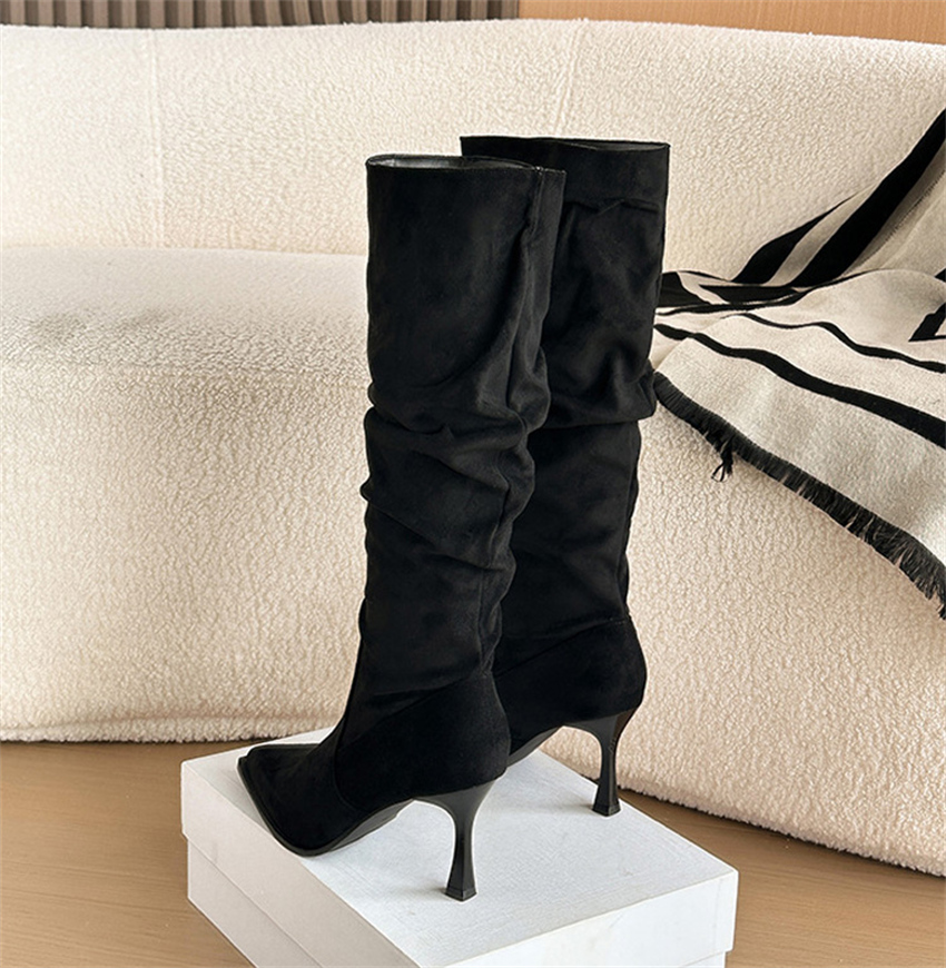 High Knee Heel Boots - Bottes hautes pour femmes à bout