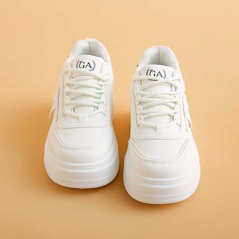 Pied rond perforé école femme  - Women'S Shoes To Buy avis et prix