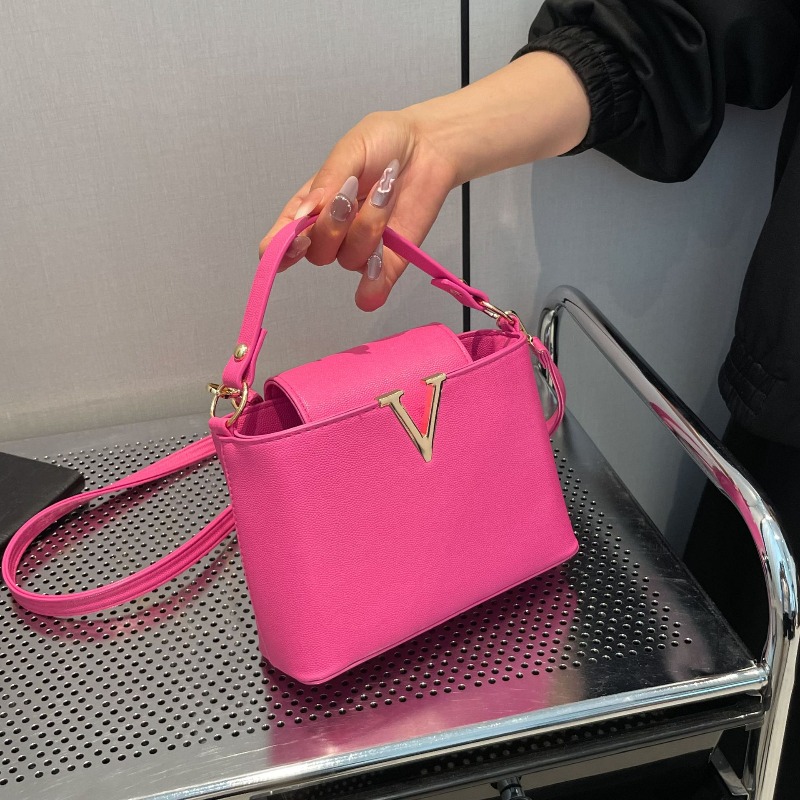 Sac fourre-tout de luxe pour f - Women'S Shoes Louis Vuitton avis et prix
