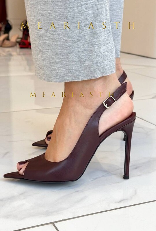 Sandales en cuir verni en noir - Women Shoes Japanese Brand avis et prix