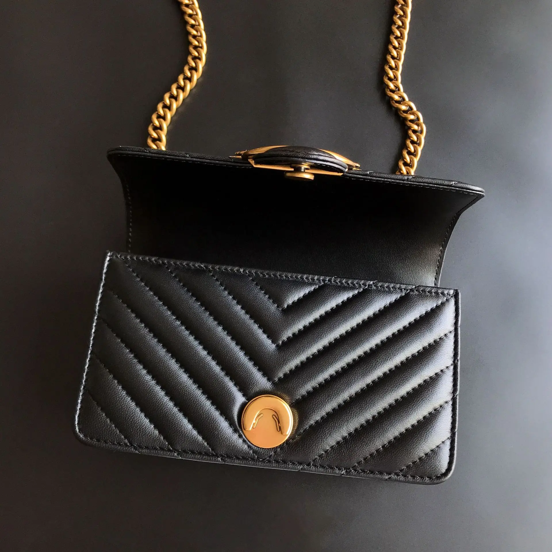 Sac à bandoulière en cuir véri - Women'S Shoes Louis Vuitton avis et prix